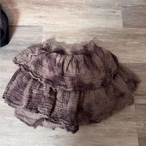 brown skirt